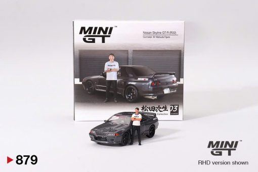 MiniGT Nissan R32 Gunmetal with Matsuda figure